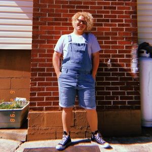 Meet your Posher, Chase